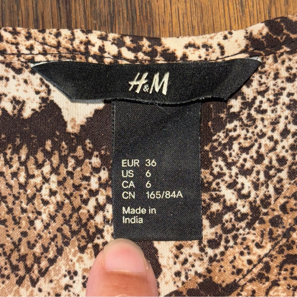 H&M Dress Women’s Snakeskin Print Belted 3/4 Sleeve Size 6 - Picture 7 of 13